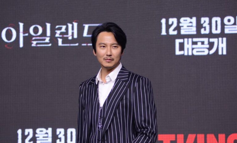 La razón por la que Kim Nam Gil rechazó la oferta de casting para “Island” dos veces: “Soy un gran admirador del webtoon”