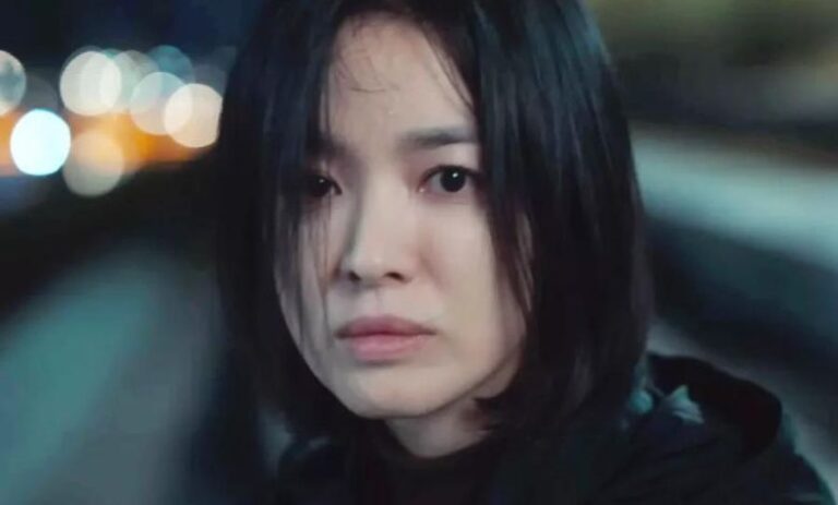 “The Glory” de Song Hye Kyo ocupó el puesto número 3 a nivel mundial en 3 días en Netflix, colmado de excelentes críticas
